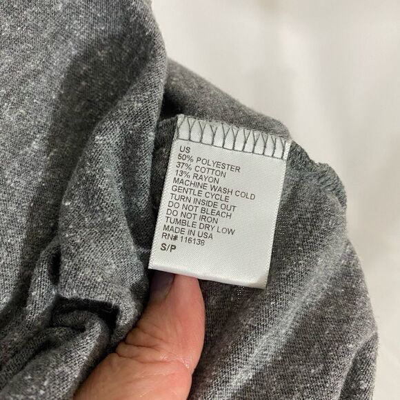 Graphic V Neck Grey Heart T Shirt - Picture 5 of 6